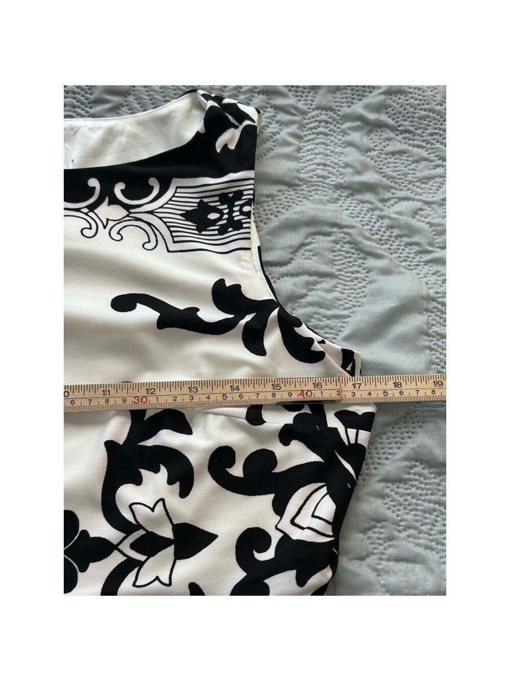 Donna Morgan Black White Damask Scroll Sheath Dress Size 8 - Picture 9 of 10